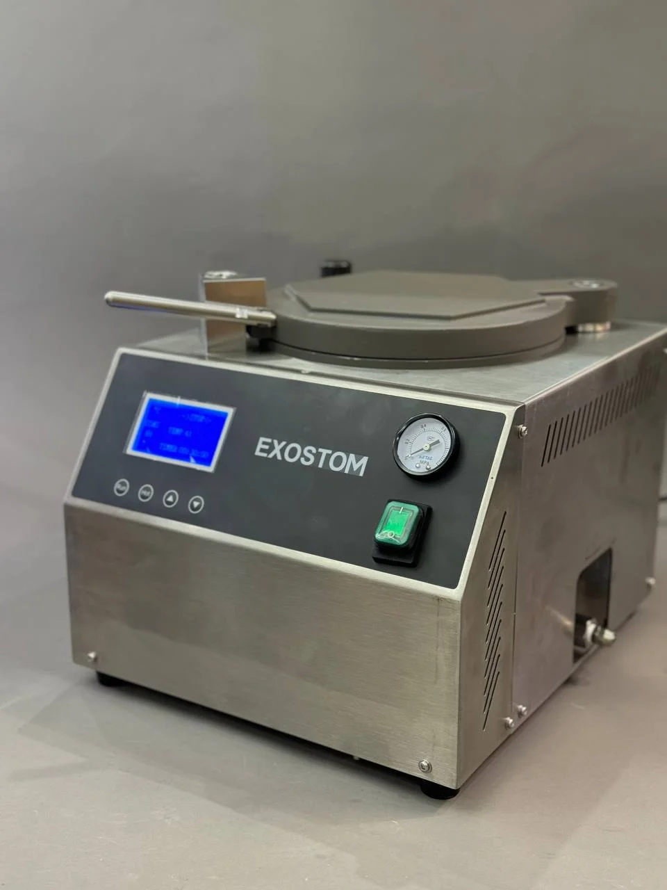 Полимеризатор EXOSTOM